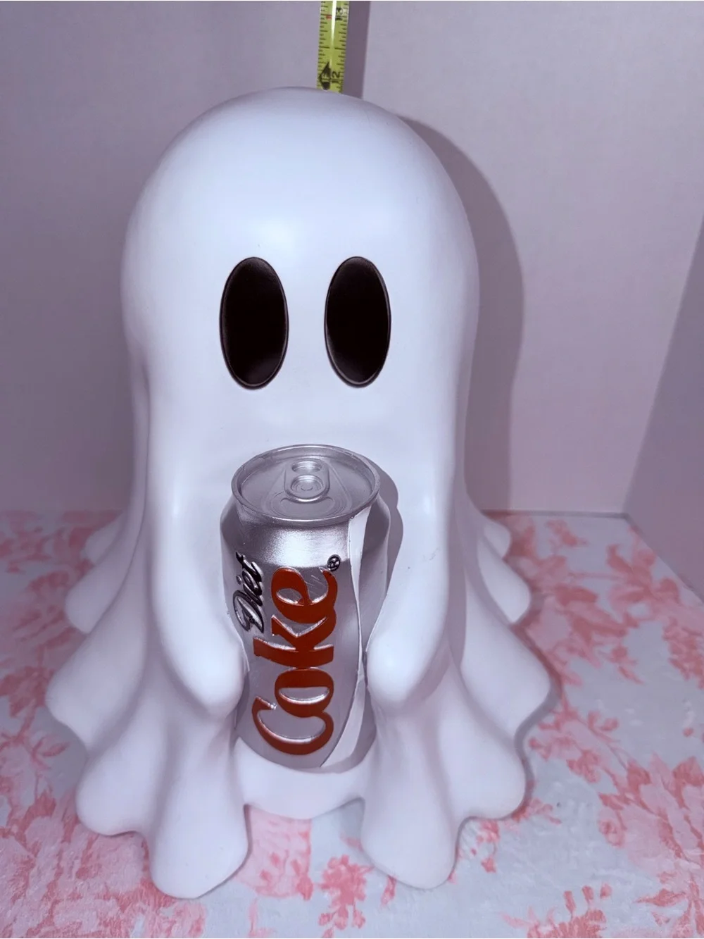 👻 Cute Ghost Holding DIET COKE  Halloween Tabletop Decor 12”NEW💖 - Picture 8 of 9